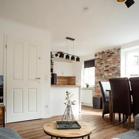 Lägenhet Designapartment Im Herzen Der Altstadt - 7 Guests - 3 Bedrooms - 2 Bathrooms