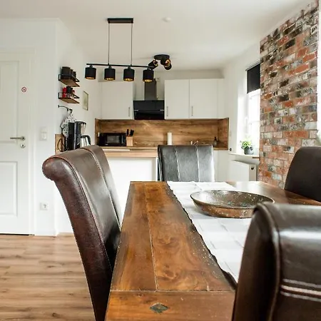 Designapartment Im Herzen Der Altstadt - 7 Guests - 3 Bedrooms - 2 Bathrooms * Limburg an der Lahn