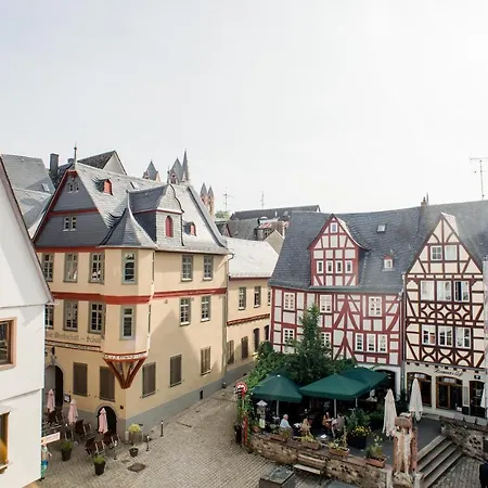 Apartment Designapartment Im Herzen Der Altstadt - 7 Guests - 3 Bedrooms - 2 Bathrooms