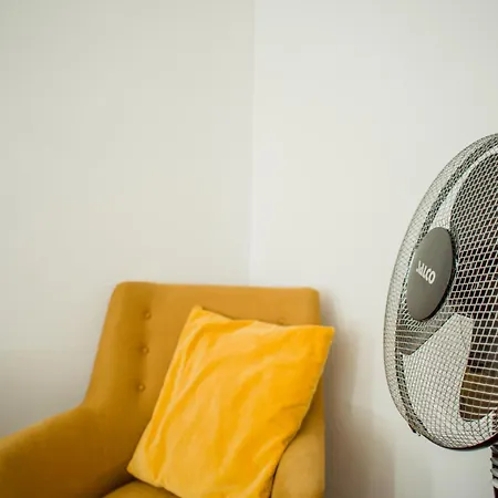 Apartment Designapartment Im Herzen Der Altstadt - 7 Guests - 3 Bedrooms - 2 Bathrooms *