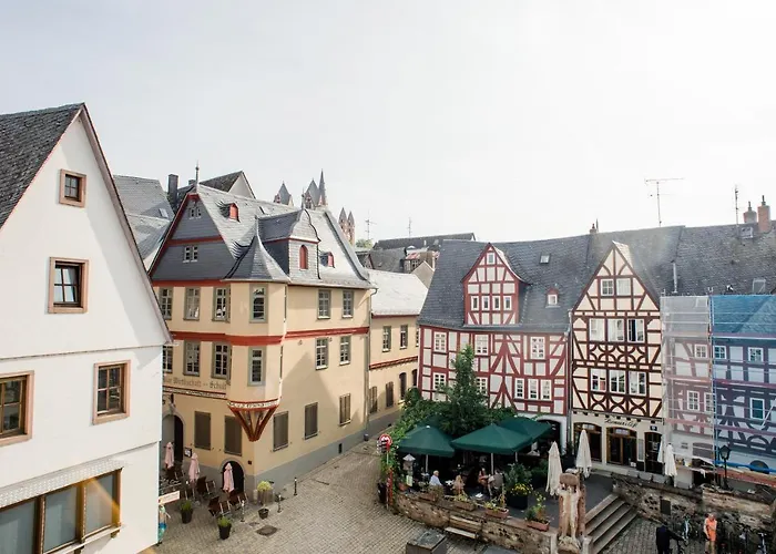 Apartman Designapartment Im Herzen Der Altstadt - 7 Guests - 3 Bedrooms - 2 Bathrooms