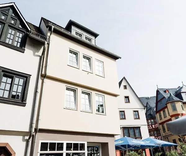 Apartman Designapartment Im Herzen Der Altstadt - 7 Guests - 3 Bedrooms - 2 Bathrooms *